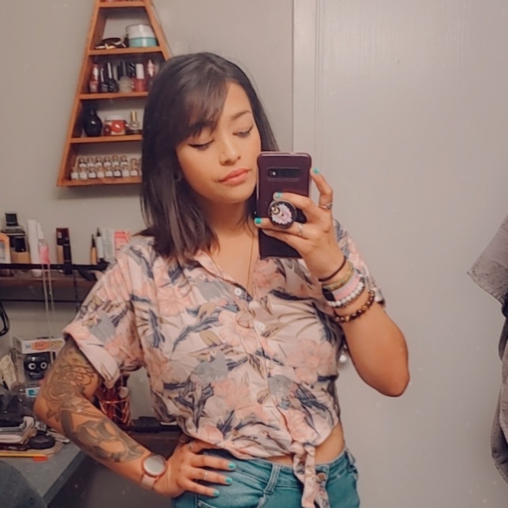 Meet your Posher, Raquel